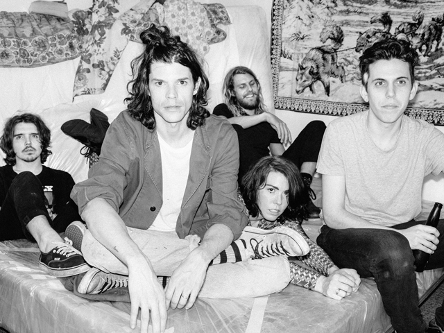 GROUPLOVE PREMIERE NEW SONG “DO YOU LOVE SOMEONE”