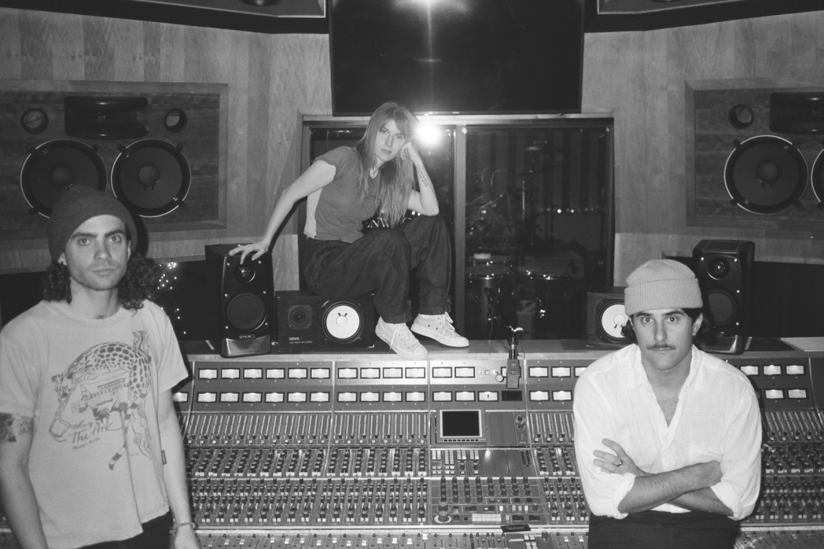 Paramore Are Back In The Studio